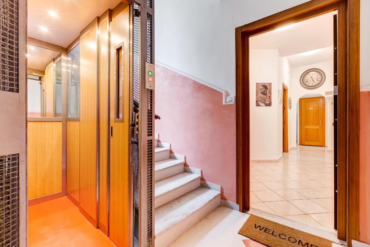 Tasso Street 102 Apartment