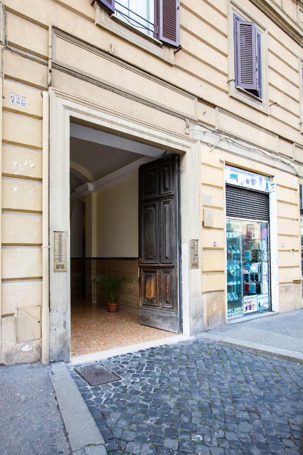 Tasso Street 102 Apartment